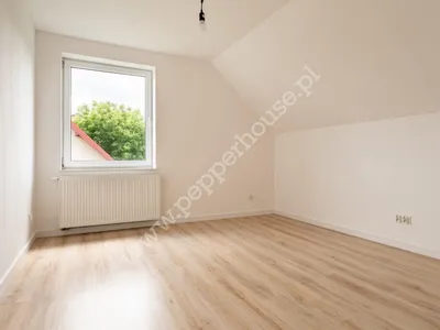 Zdjęcie nieruchomości 4