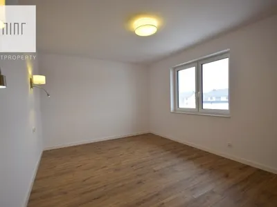 Zdjęcie nieruchomości 4