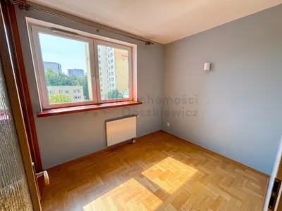 Zdjęcie nieruchomości 4